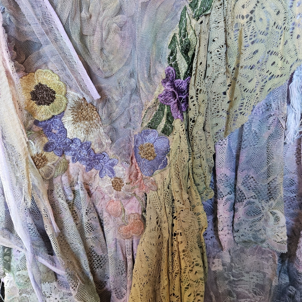 NWOT LACE WRAP SKIRT/DRESS - Picture 5 of 6